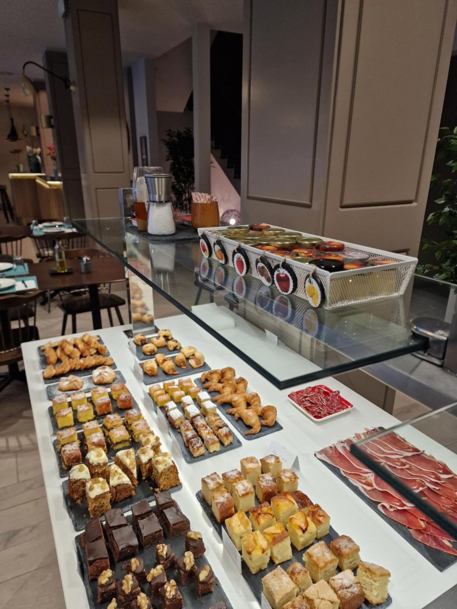 Pensio Torrent Hotel L' Escala Екстериор снимка