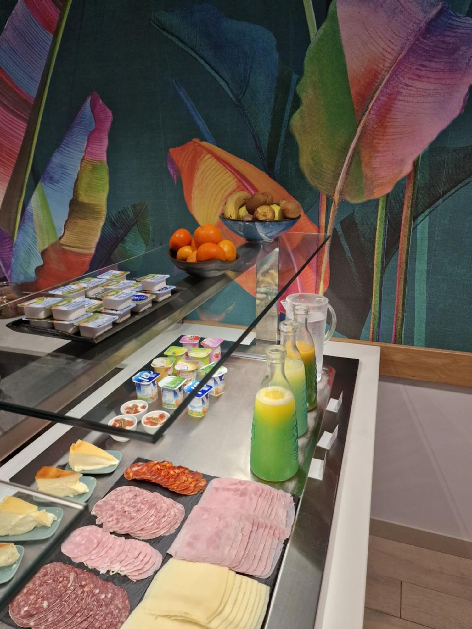 Pensio Torrent Hotel L' Escala Екстериор снимка