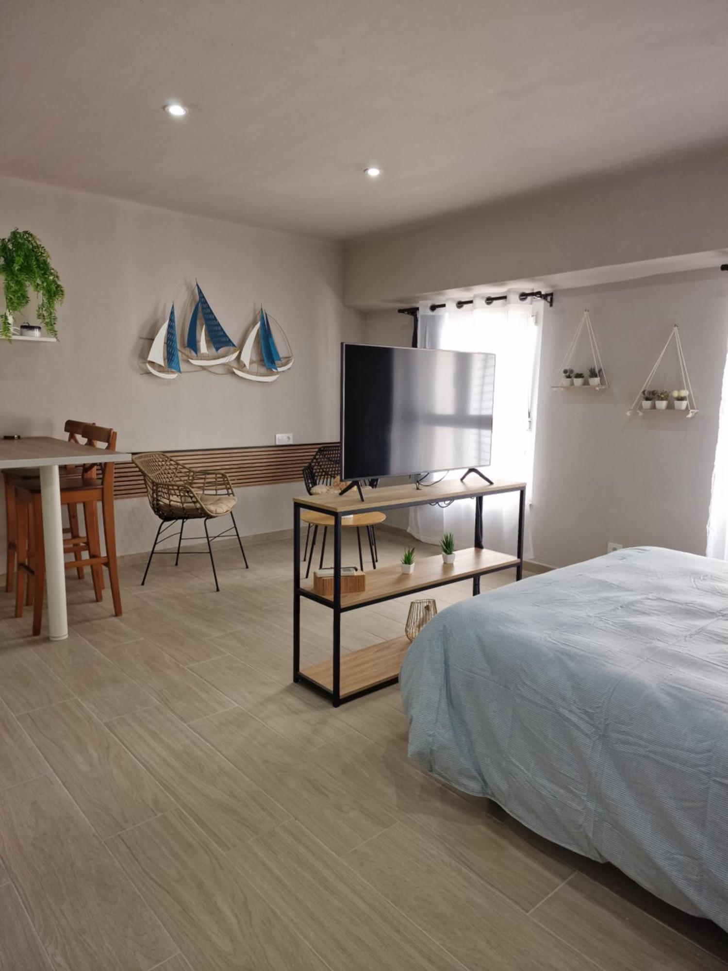 Pensio Torrent Hotel L' Escala Екстериор снимка