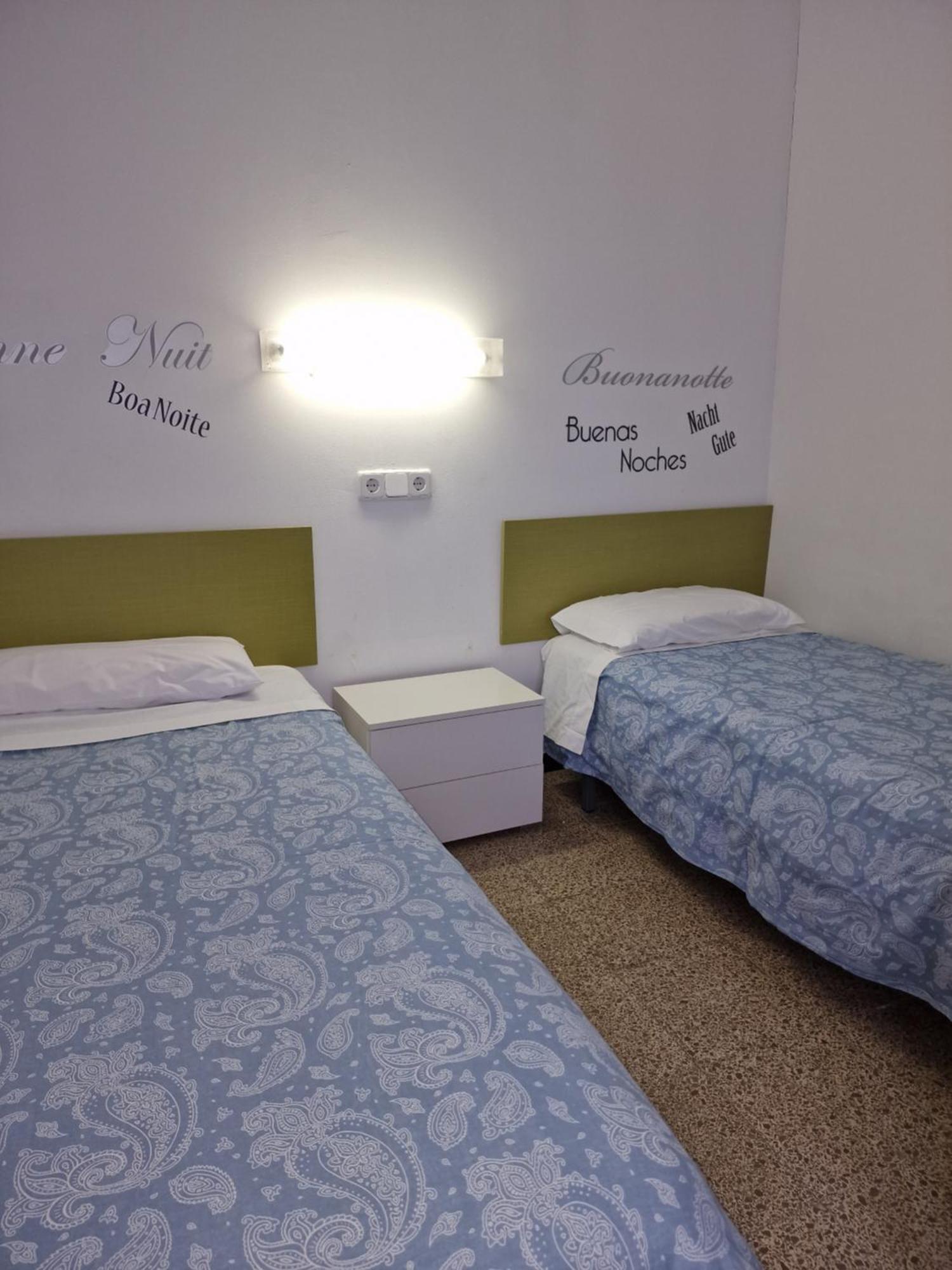 Pensio Torrent Hotel L' Escala Екстериор снимка